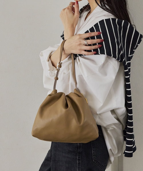 russet（ラシット）の「《gem_by russet》レザーワンハンドルバッグ