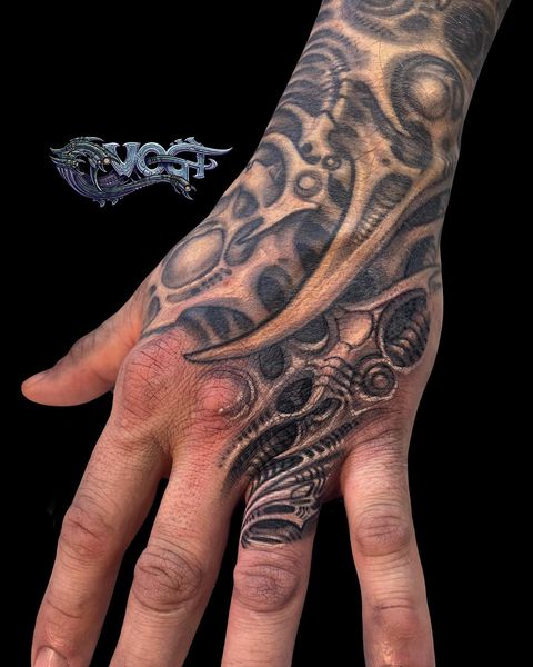 アート・デザイン・音楽 MASTERS OF TATTOO Gregor von Glinski アート