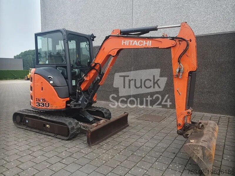 19626186-01.jpg?v=1753221421