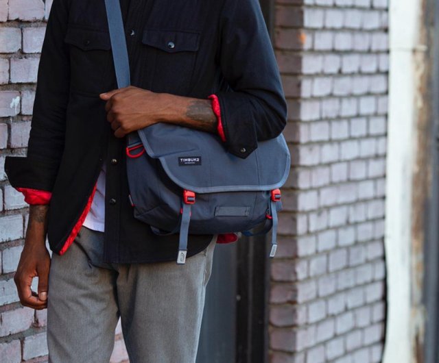 送料無料 20%OFF】台湾 TIMBUK2 FLIGHT CLASSICMESSENGER軽量