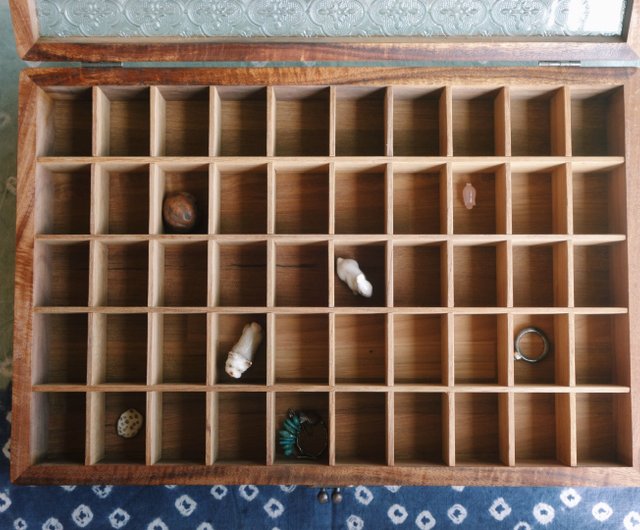 木箱 コレクション箱 岩石 石アート 化石 作品 陶器 収納 収集 整理 箱