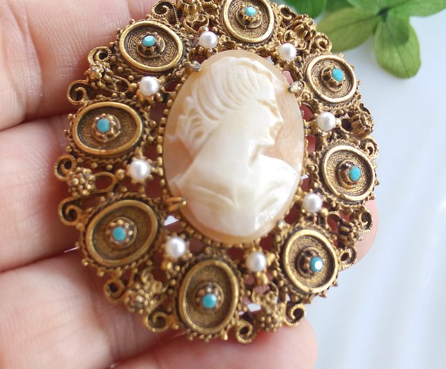 台湾 【西洋アンティークアクセサリー】FLORENZA カメオ 婦人レリーフ