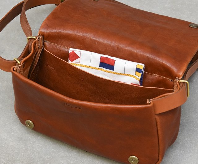 台湾 日本の職人による手作りレザーショルダーバッグ Organ (G-92) S