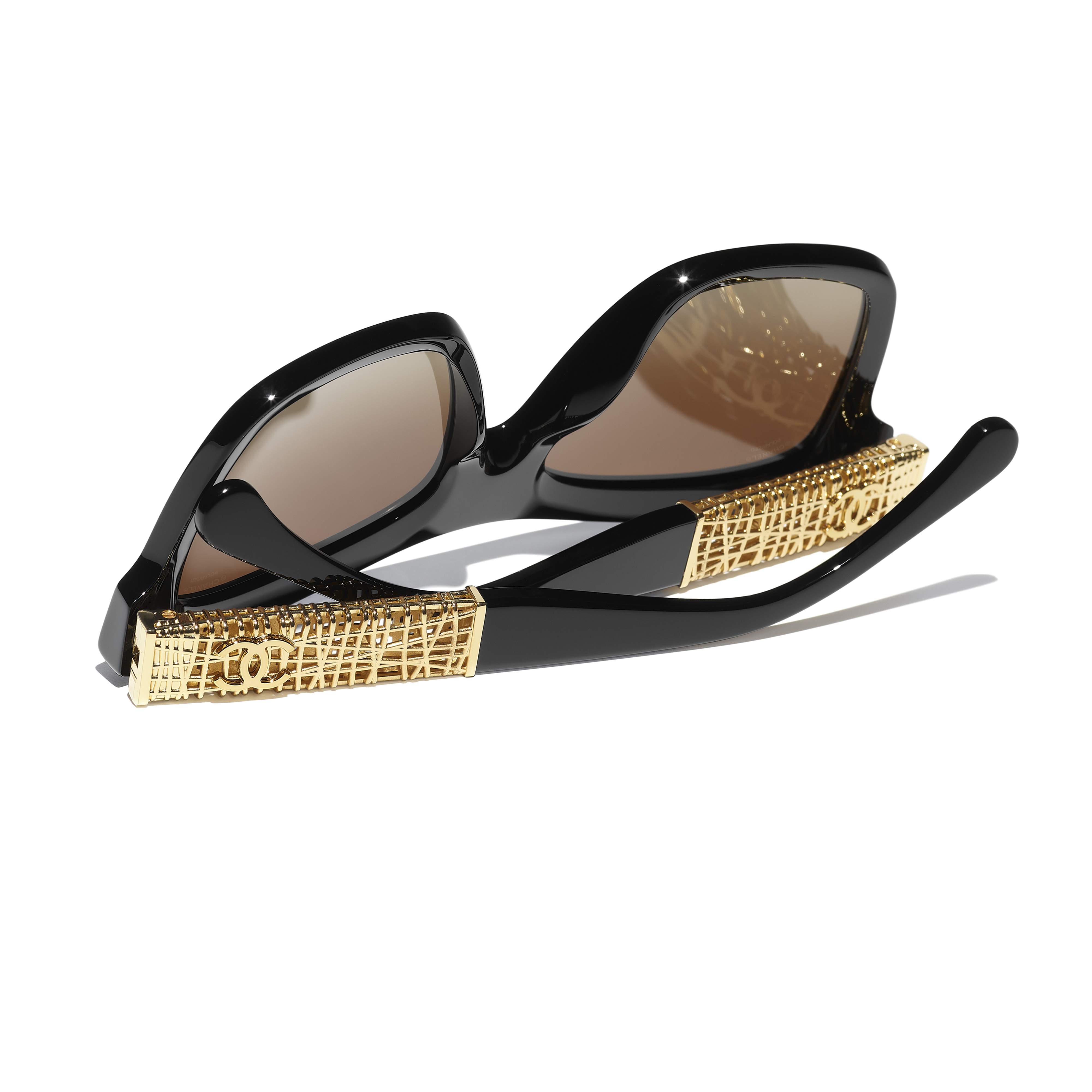 Sunglasses CHANEL CH5533 C622/S9 54-18 Black in stock