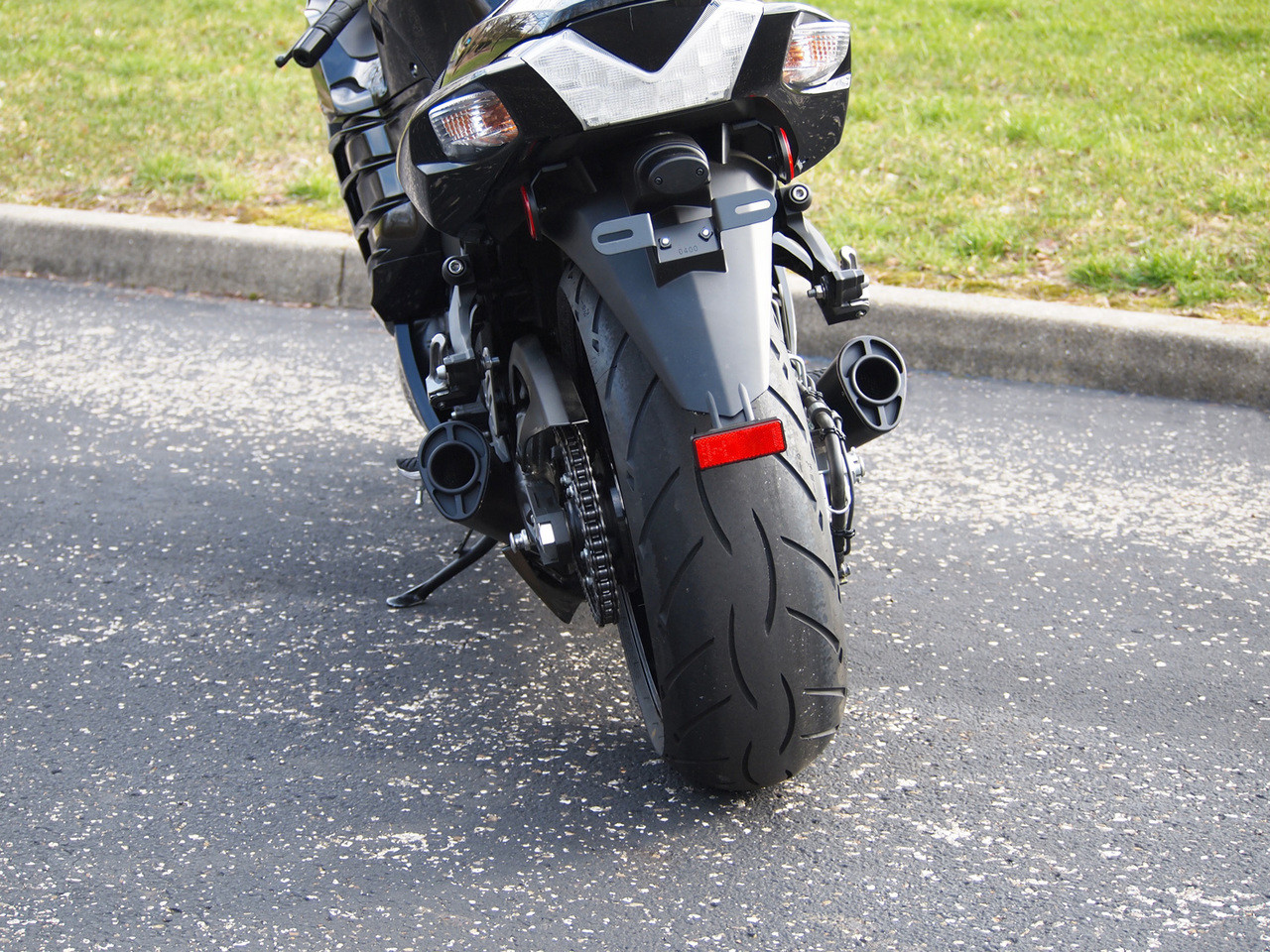 Buy Dual Alien Head Slip-On System Black ZX-14R (12-25) SKU