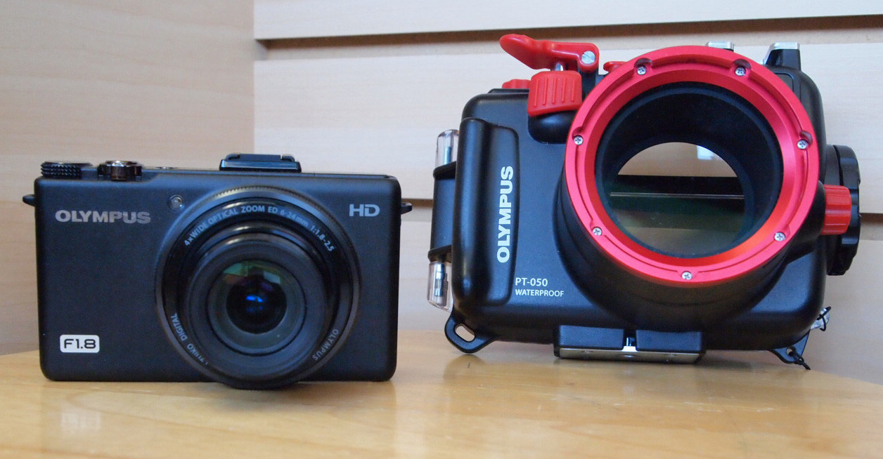 Olympus PT-050 Underwater Housing for XZ-1