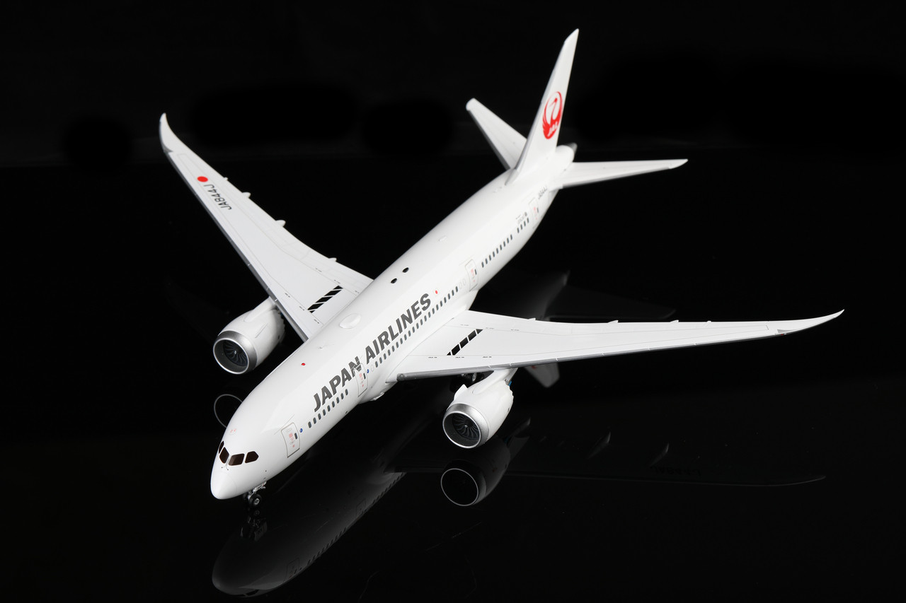 SQ Wings JAL Boeing 787-8 JA844J L2025 Scale 1:200