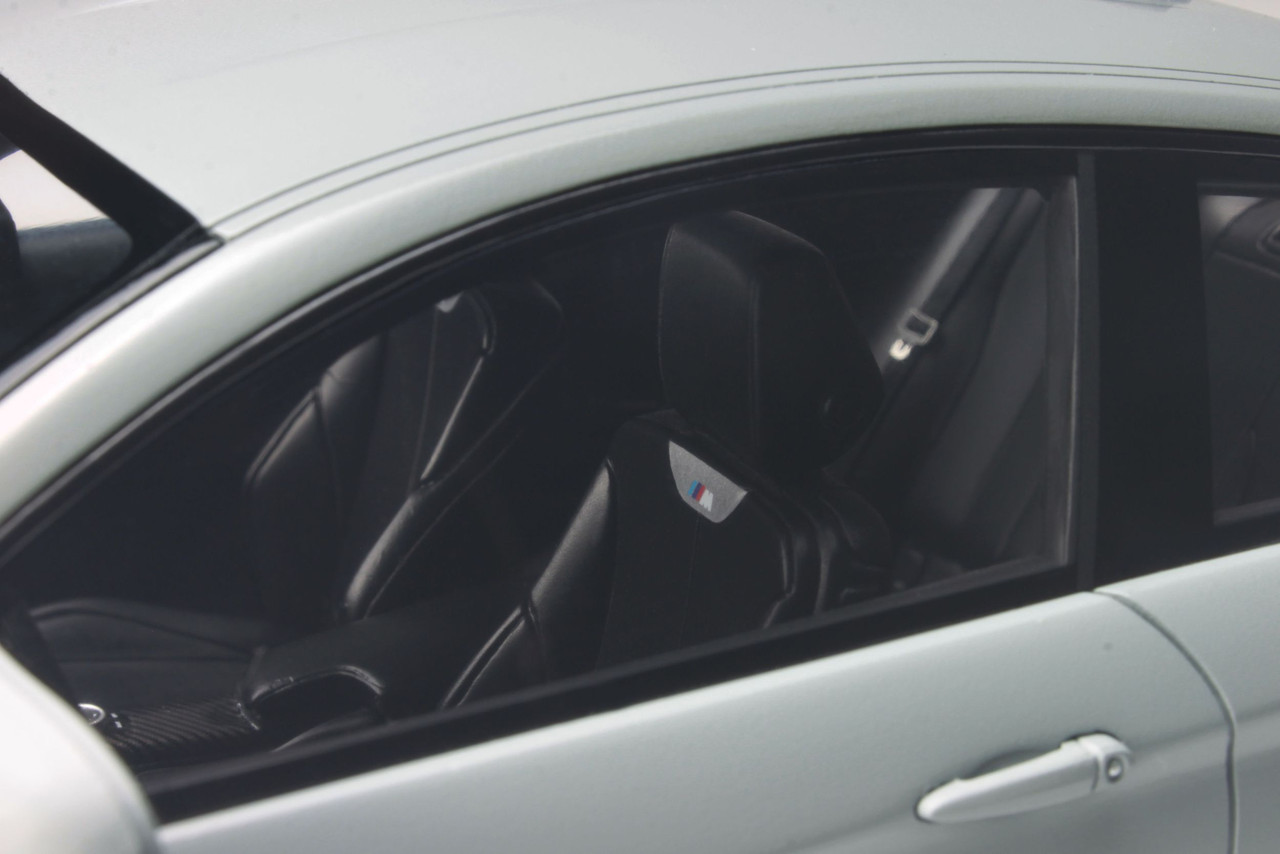 1/18 GT Spirit BMW M4 F82 LB Works Liberty Works Performance Wide