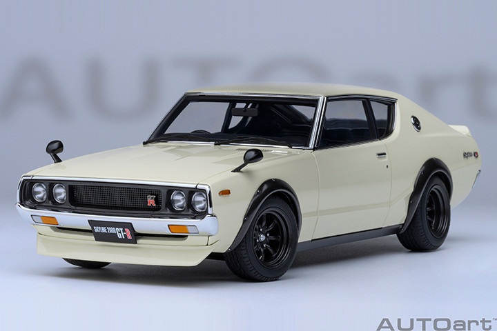 1/18 AUTOart Nissan Skyline 2000 GT-R (KPGC110) Tuned Version