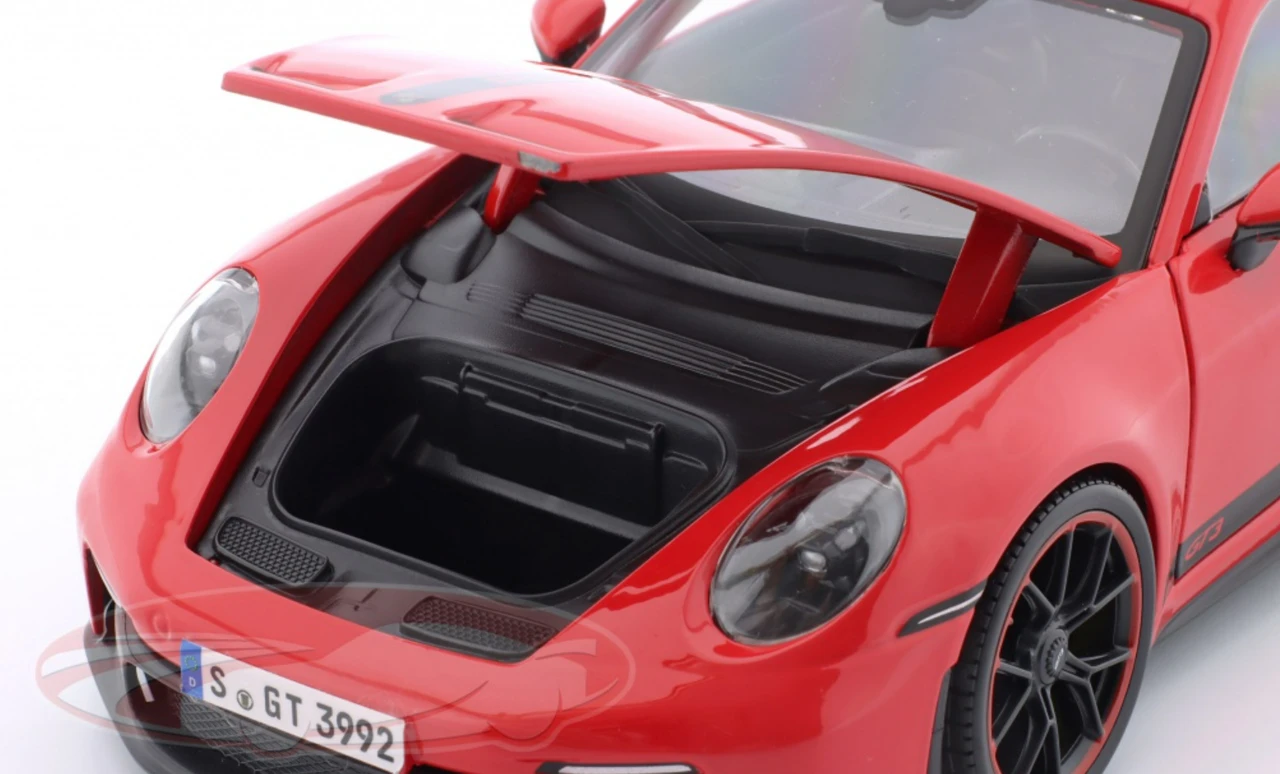 1/18 PORSCHE 911 992 GT3 レッド ポルシェ マイスト 1/18 Maisto