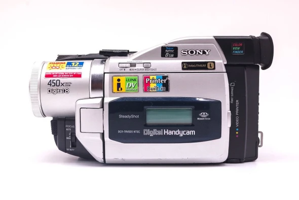 Sony DCR-TRV240 Digital 8 Camcorder