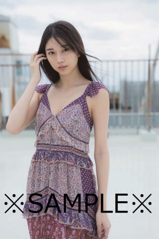 モーニング娘。'22 牧野真莉愛 写真集『M.21』2月2日発売 - TOWER