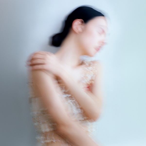 羊文学｜アルバム『12 hugs (like butterflies)』アナログ盤が1月31日