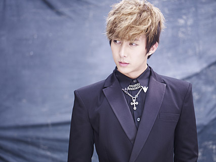 キム・ヒョンジュン（マンネ）が、日本でミニ・アルバムをリリース