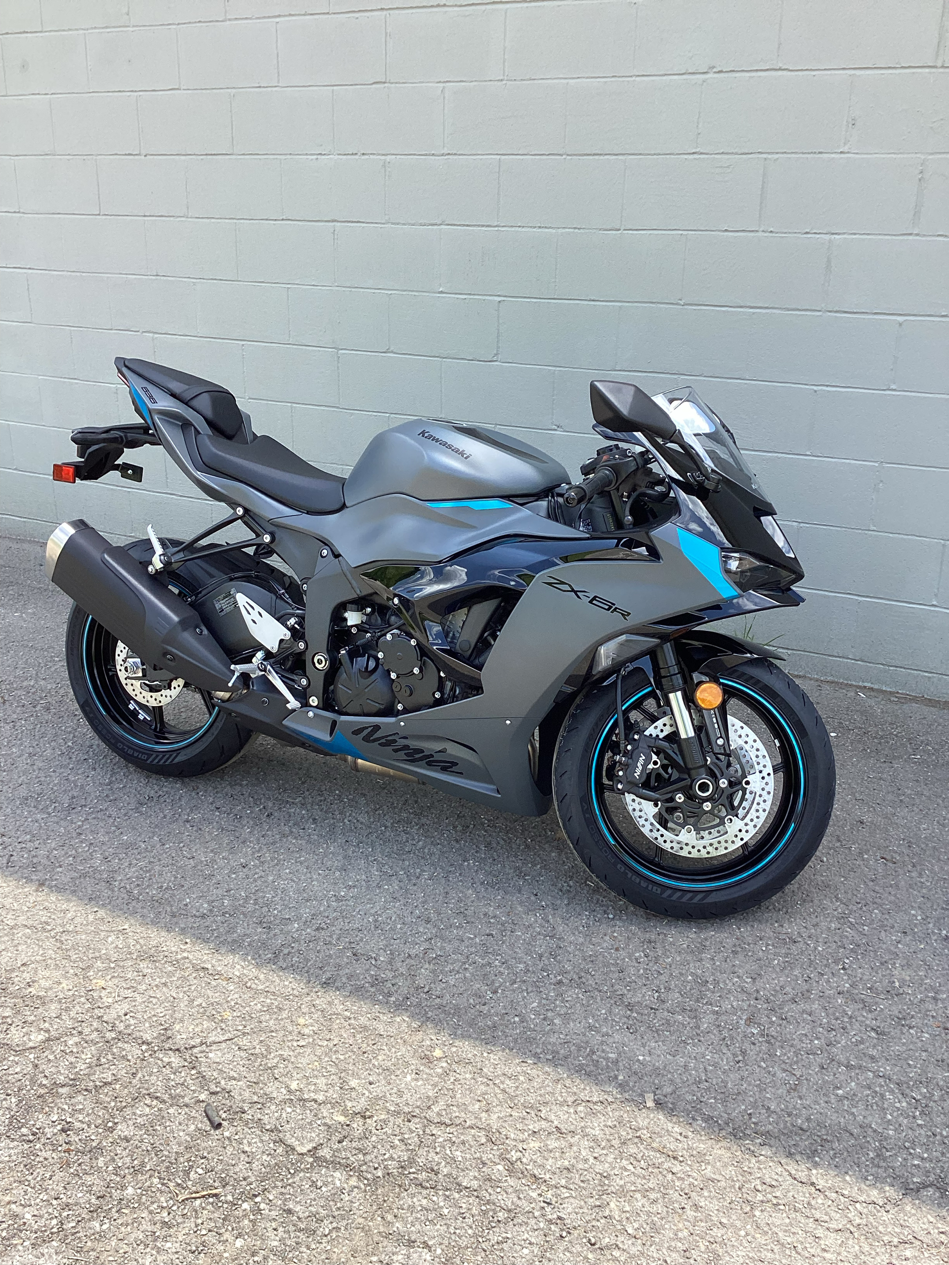 New 2025 Kawasaki Ninja ZX-6R ABS, Buckhannon WV | Specs, Price