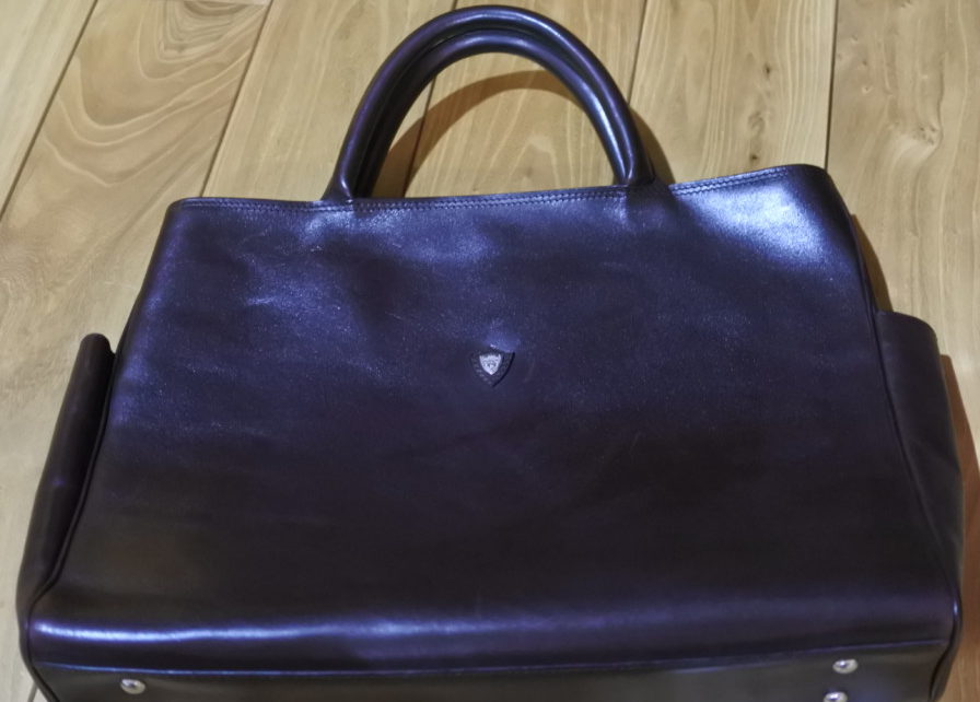 シャンボール・セリエ 革鞄レビュー】ビジネスマンをモチベートする