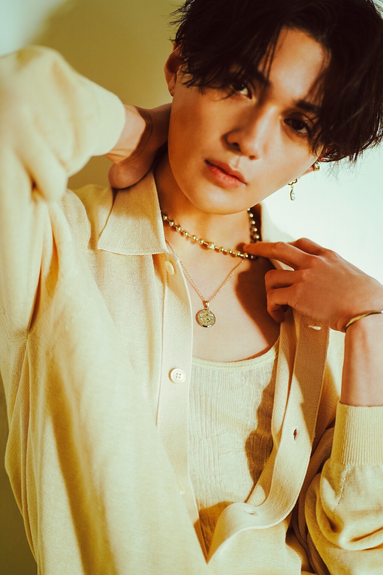 ハワイアンジュエリーブランド『IRIEBEACH』新作LOOKに八木勇征が登場