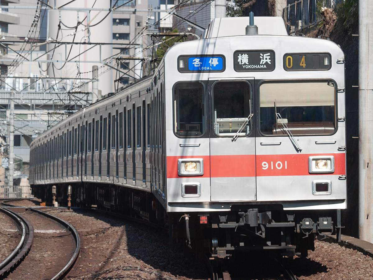 東急大井町線9000系の正面帯を赤色に復刻｜鉄道ニュース｜2025年4月9日