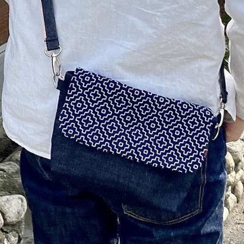 藍染め刺し子と岡山デニムのバイカラー2wayミニショルダーバッグ（菱形