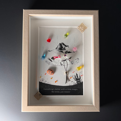 シーグラスアート『シマエナガ(ハロウィン)』 フレームアート/壁掛け