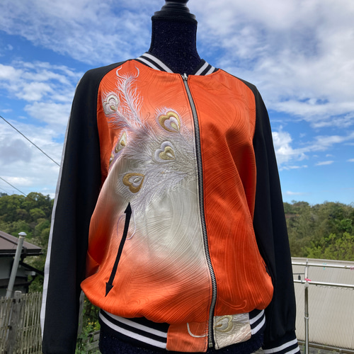 着物リメイクスカジャン リバーシブル 振袖リメイク 和服リメイク 孔雀