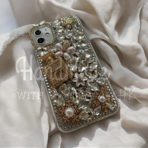 送料無料 ブリング ラインストーン 香水瓶 iPhone 16 全機種対応