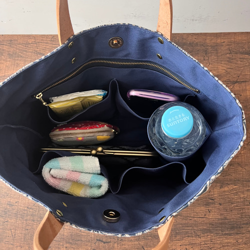 Mサイズ ミナペルホネン dop choucho 機能的なトートバッグ ライト