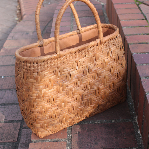 98198 山葡萄 亀甲編み 籠 かご バッグ コンパクト 巾着 手作り 山葡萄