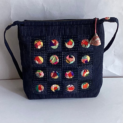 パッチワークのショルダーバッグ ショルダーバッグ ひだまり 通販