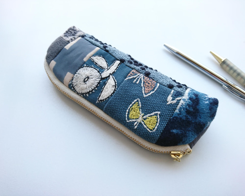 8/28*20 ペンペン A5 バインダー マルチケース ミナペルホネン 8/28*20