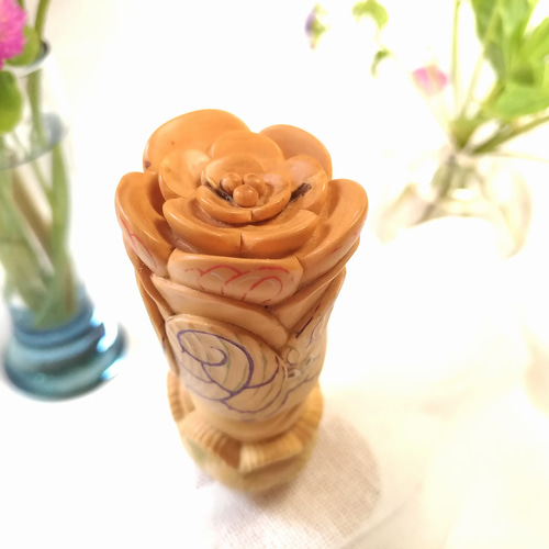 柘植の小さい判子な置物彫刻 「木が花を思い出してる」 その他