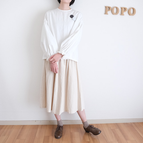 ノーカラー袖口フリル バルーンスリーブブラウス しわ加工 ホワイト