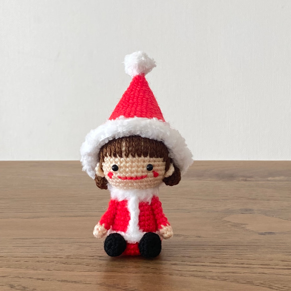 サンタ衣装のあみぐるみの女の子*ななちゃん*【クリスマス】おすわり
