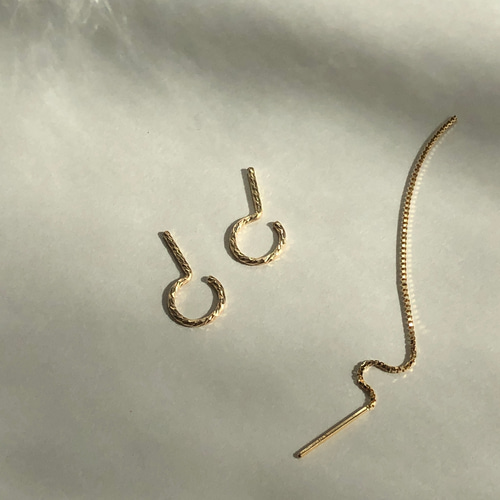 k18】片耳ドリッピンチェーンピアス キャッチレス キャッチなし ピアス