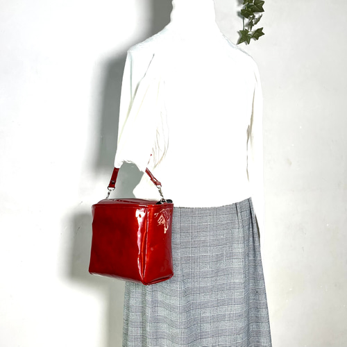 2wayショルダーバッグ 赤/緑 エナメル本革 ハンドバッグ クリスマス