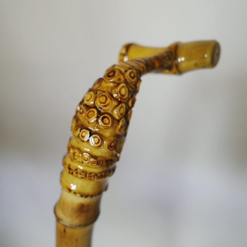 竹杖①_根頭曲がり 竹根鞭細工 漆塗り ねぶち 希少 国産 破竹根付 遍路