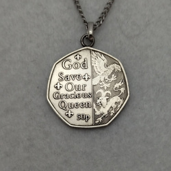 ハリー・ポッター ホグワーツ城 イギリスのコインネックレス