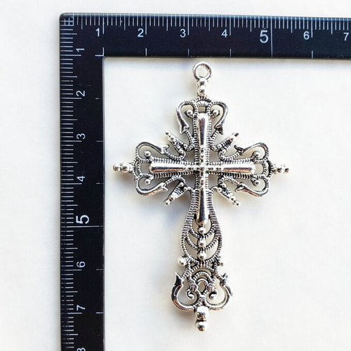 3個 大 十字架 ゴシック クロス/シルバー（C-388） チャーム 素材店