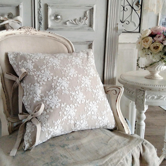 チュールレース 花刺繍 リボンクッションカバー リネン フレンチ