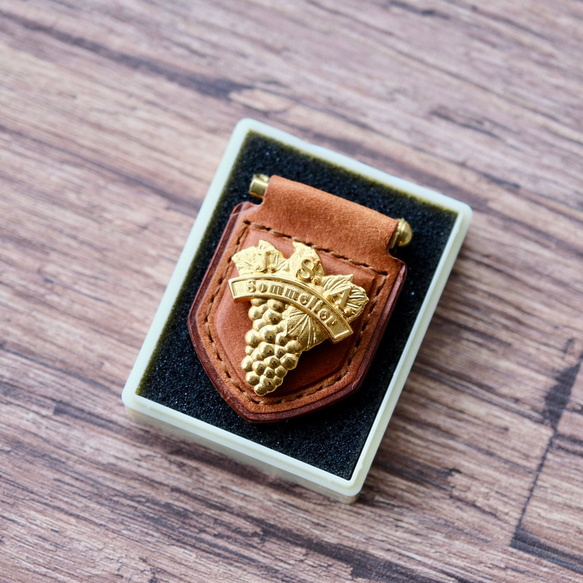ソムリエバッジの台布 台座 革 【限定色プエブロ ブラウン】ワイン