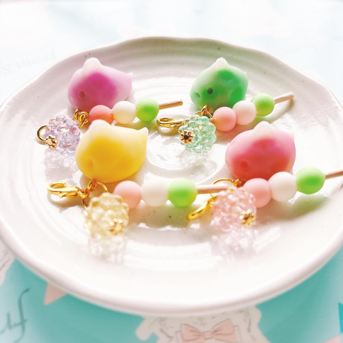 ダンゴウオと花見団子の和菓子チャーム フェイクスイーツ 練り切り