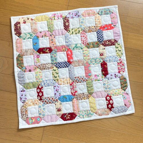 ラティスのパッチワークタペストリー パッチワークキルトタペストリー