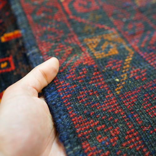 180×105cmトライバルラグ ヴィンテージラグ 手織り ペルシャ バルーチ