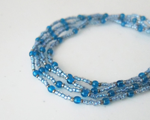 水色 Dot ドットデザイン ライトブルー ガラスビーズネックレス アクア