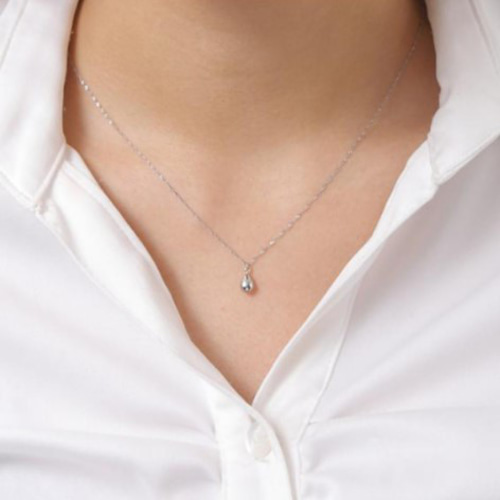 プラチナ【ティアドロップ＊ネックレス】刻印入 日本製 スクリュー