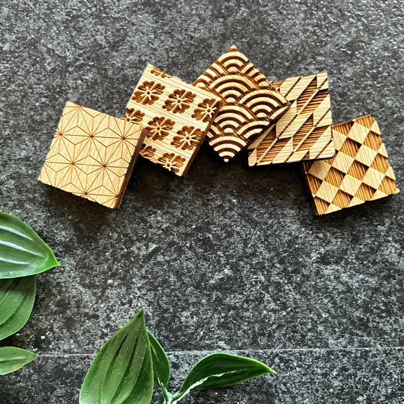 和柄の竹製マグネット/ブローチ/帯留 四角 レーザー彫刻 マグネット