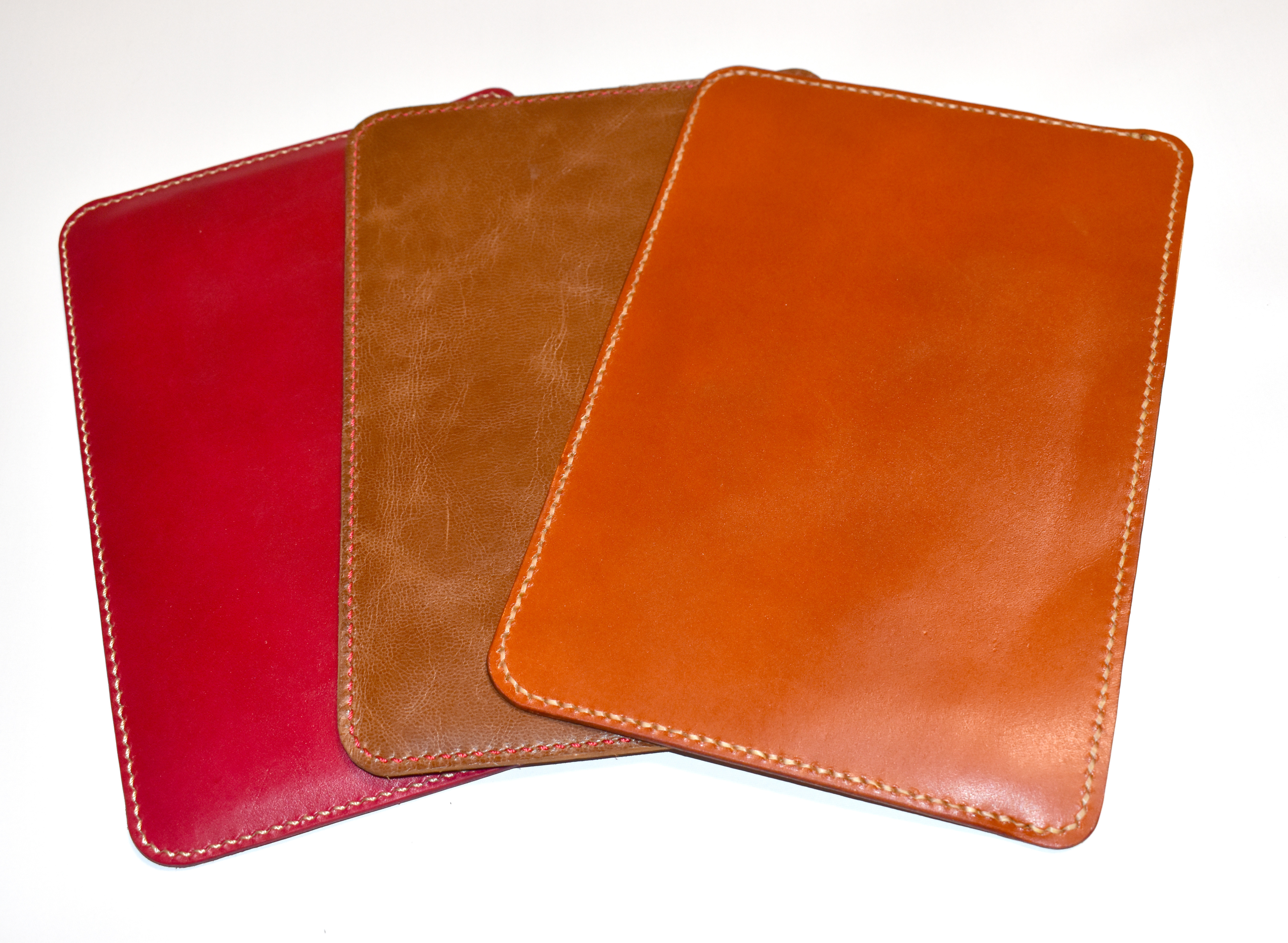 Bally 本革iPad ケース赤9.7インチ用