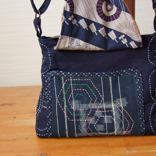 ハンドメイド・古布絣 リメイク ファスナーショルダーバック②