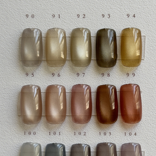 数量限定！マロンマグ】ネイルチップ ニュアンス マグネット うるうる