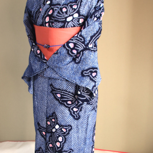 ◇アウトレット◇現代 有松鳴海絞 浴衣◇【濃紺】蝶 世代を問わず普遍